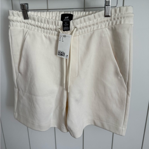 H&M Other - New H&M Men's Cream Sweat Shorts